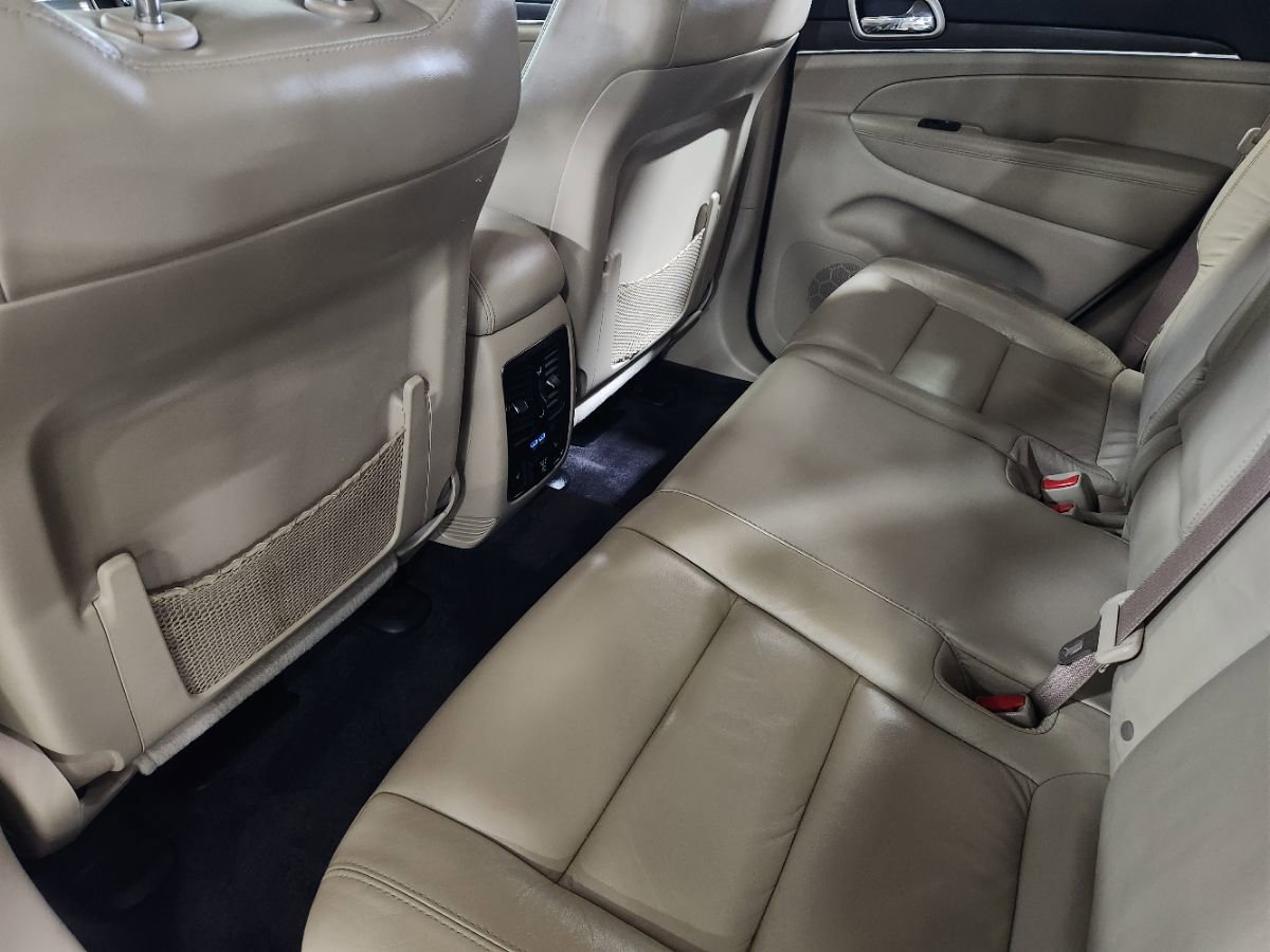 Used 2017 Jeep Grand Cherokee Limited RWD image 46