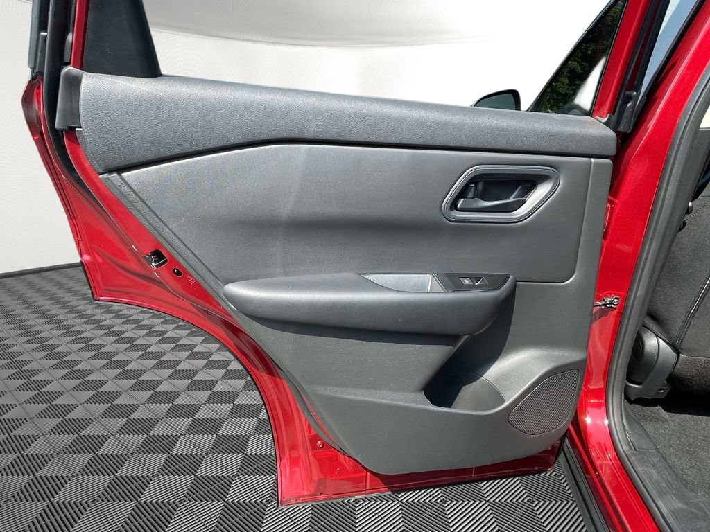Certified 2026 Nissan Rogue S FWD image 12