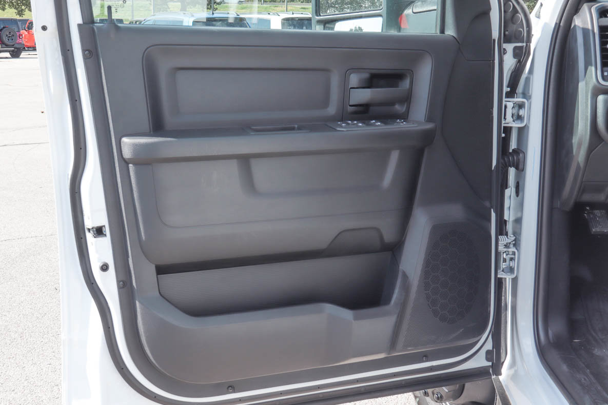 New 2027 RAM 3500 Tradesman AWD/4WD image 9