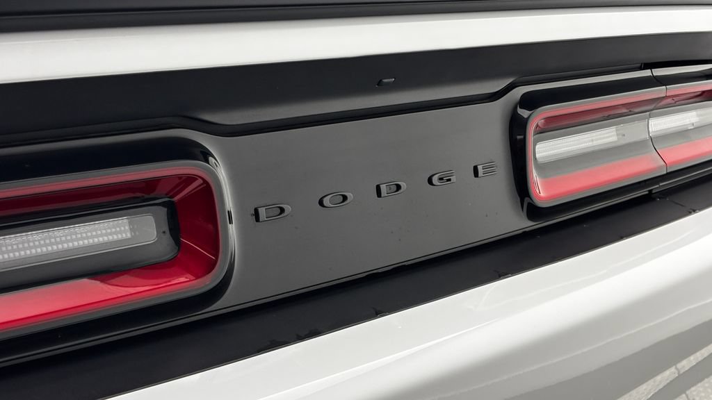 Used 2023 Dodge Challenger R/T Scat Pack RWD image 15