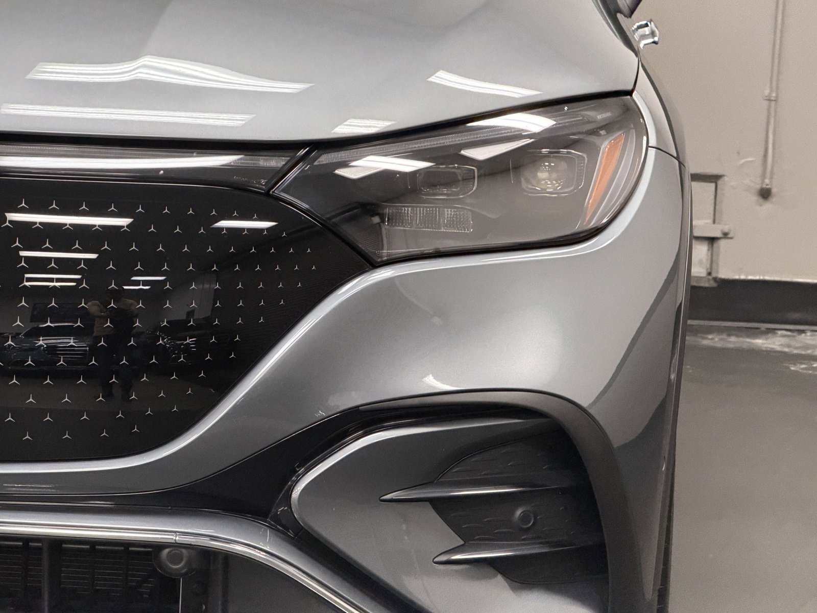 Used 2025 Mercedes-Benz EQE 350+ SUV image 8