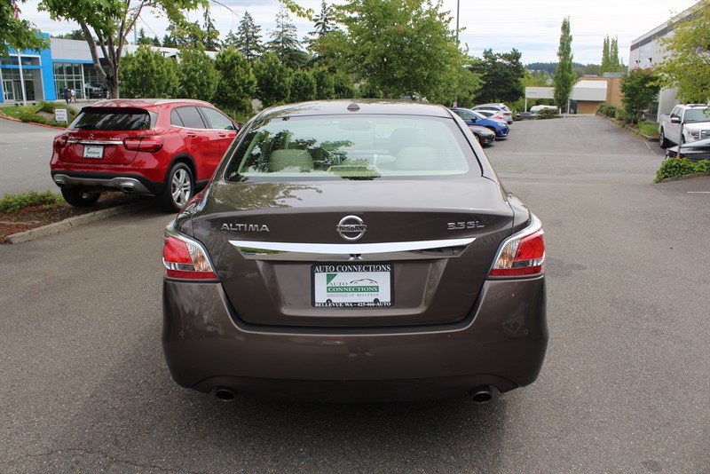Used 2015 Nissan Altima 3.5 SL FWD image 4