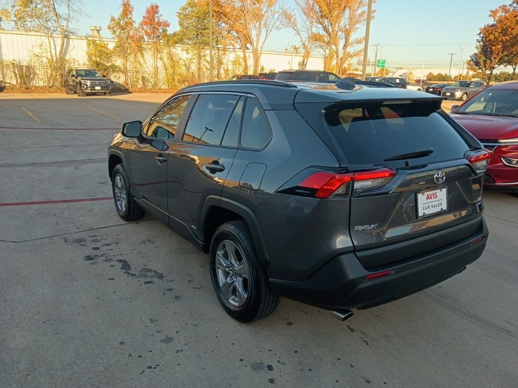 Used 2025 Toyota RAV4 XLE image 12