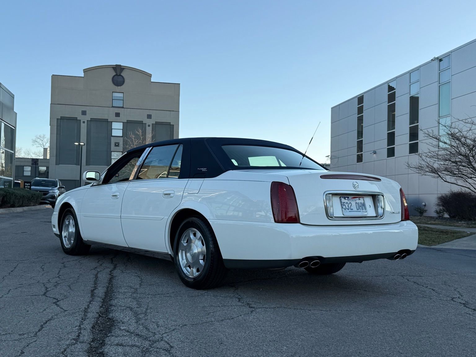 Used 2002 Cadillac De Ville image 5