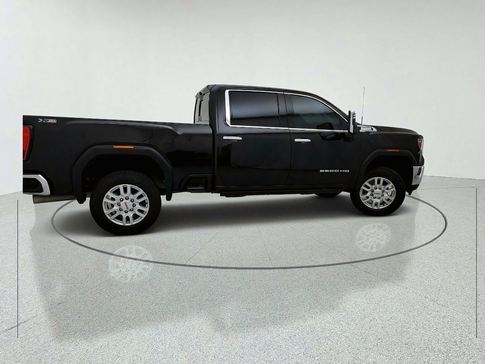 Used 2021 GMC Sierra 2500 SLT w/ SLT Preferred Package AWD/4WD image 7