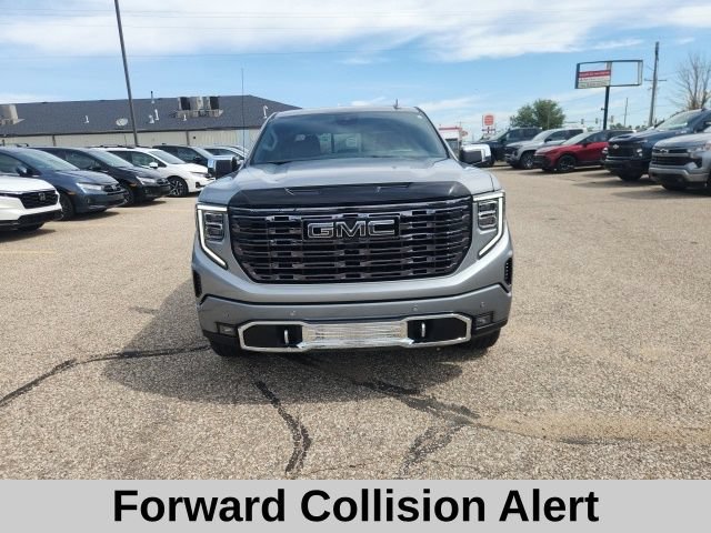 Used 2026 GMC Sierra 1500 Denali Ultimate w/ LPO, Black Badging Package AWD/4WD image 16
