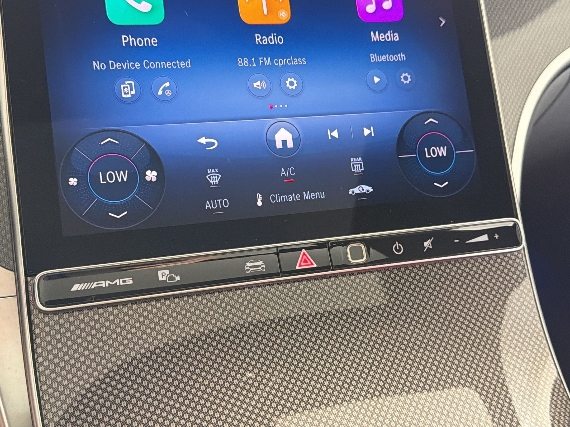 Certified 2025 Mercedes-Benz GLC 43 AMG 4MATIC image 25