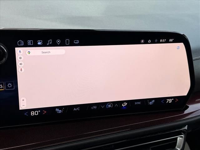 Used 2025 Chevrolet Traverse Z71 w/ Driver Confidence Package image 19