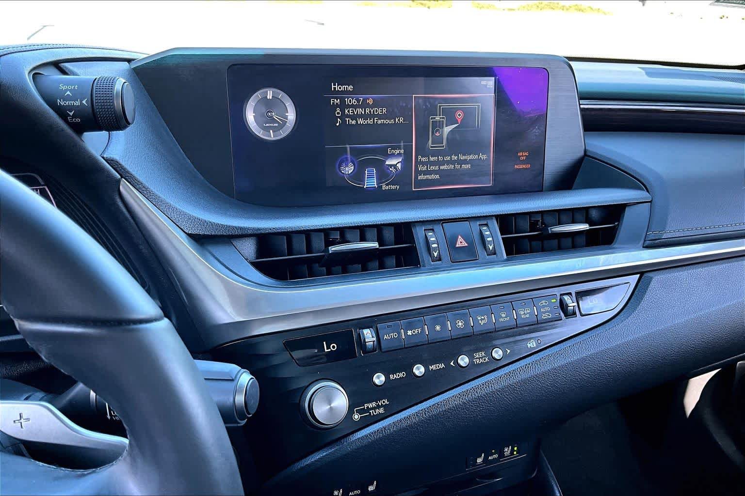 Used 2021 Lexus ES 300h w/ Premium Package FWD image 6