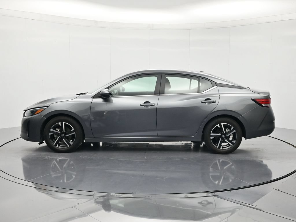 Used 2024 Nissan Sentra SV FWD image 8