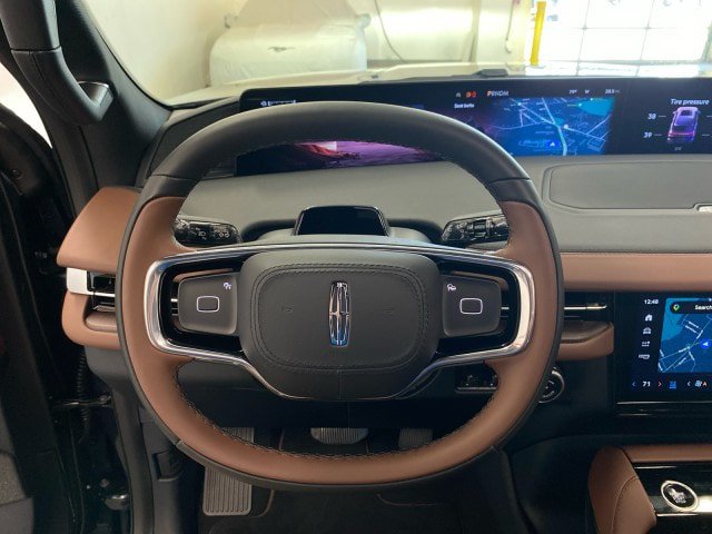 New 2026 Lincoln Navigator Reserve AWD/4WD image 22
