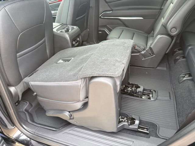 Used 2025 Chevrolet Traverse Z71 w/ Enhanced Driving Package image 43