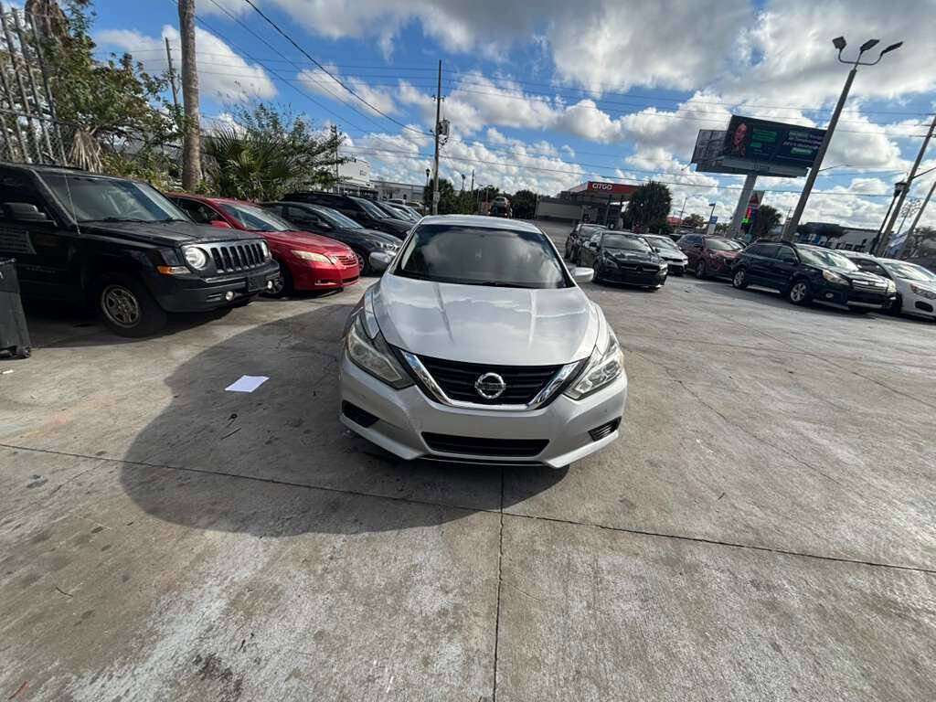 Used 2017 Nissan Altima 2.5 S w/ Power Driver Seat Package image 1