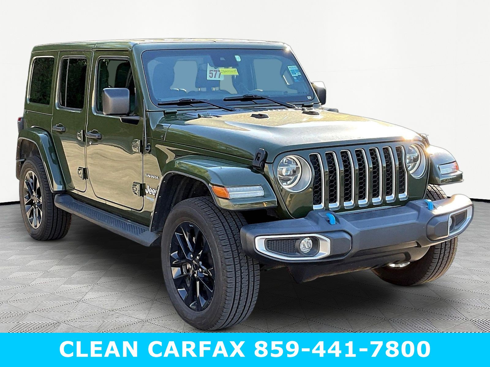 Used 2022 Jeep Wrangler Unlimited Sahara w/ Cold Weather Group AWD/4WD image 3