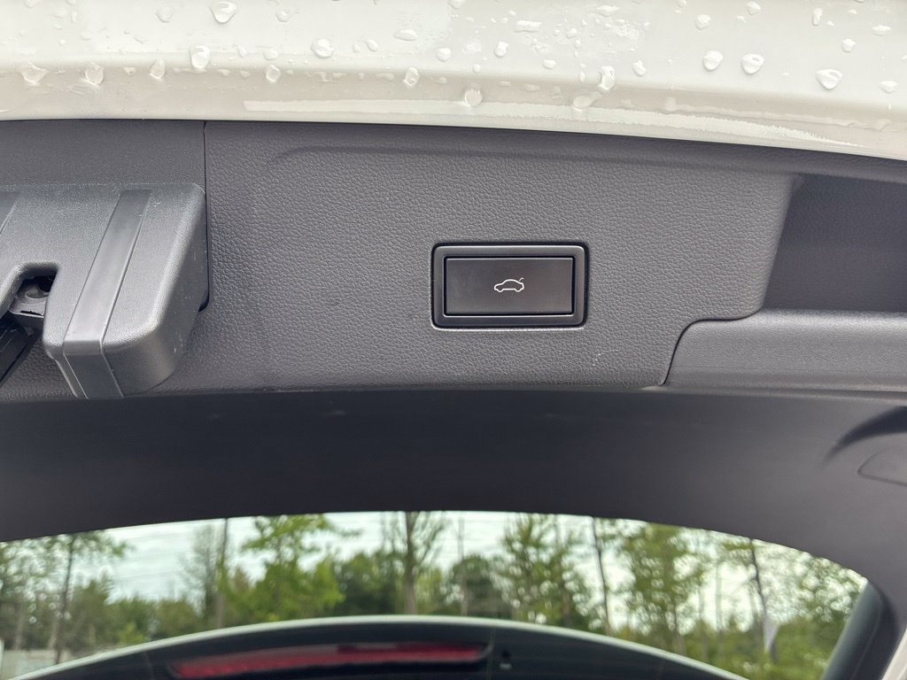 Used 2020 Volkswagen Atlas Cross Sport SE w/ Panoramic Sunroof Package AWD/4WD image 66
