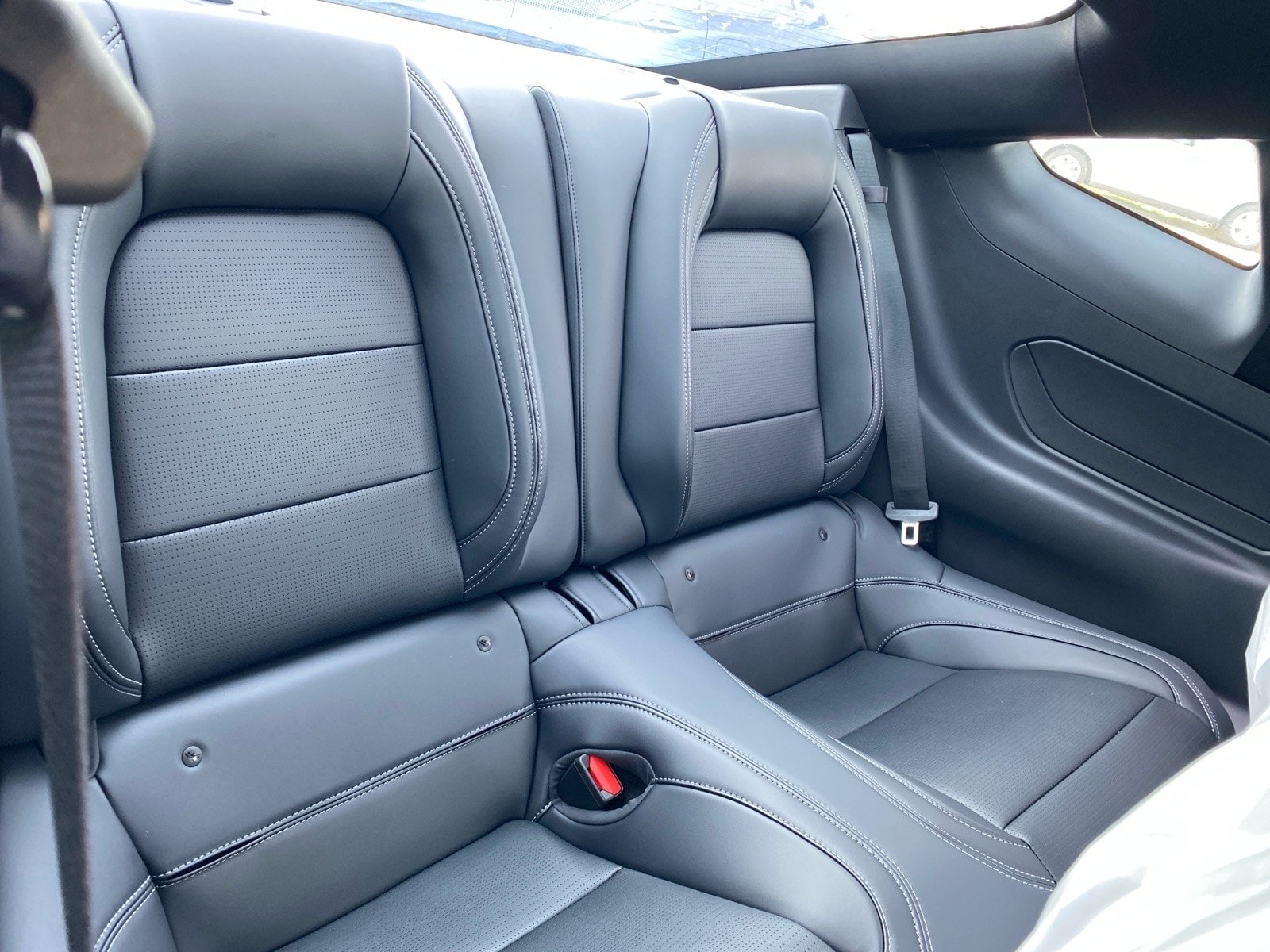 Used 2026 Ford Mustang Premium RWD image 27