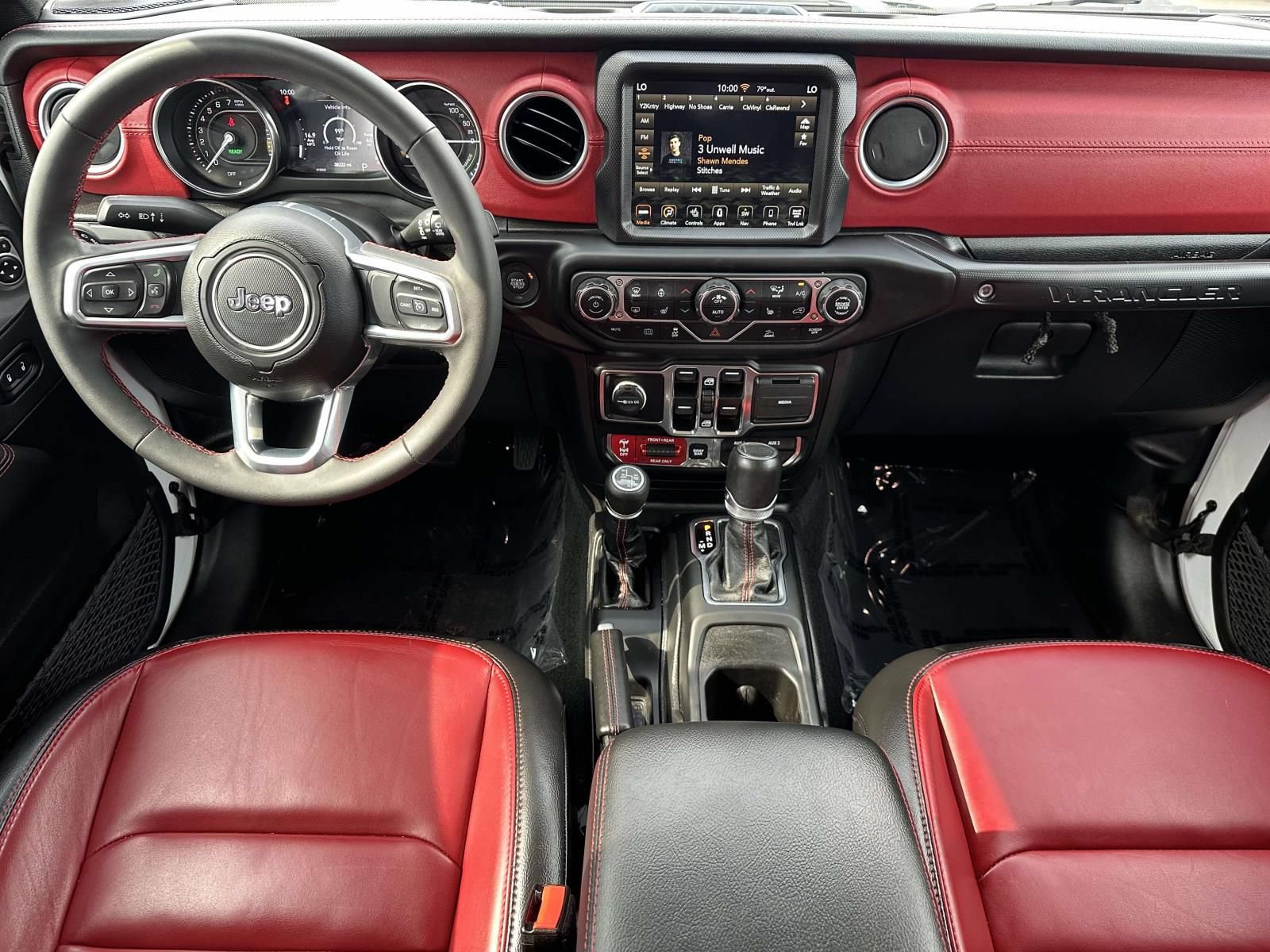 Used 2023 Jeep Wrangler Unlimited Rubicon 4xe AWD/4WD image 9