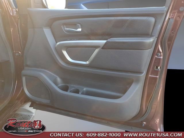 Used 2015 Nissan Armada Platinum image 16