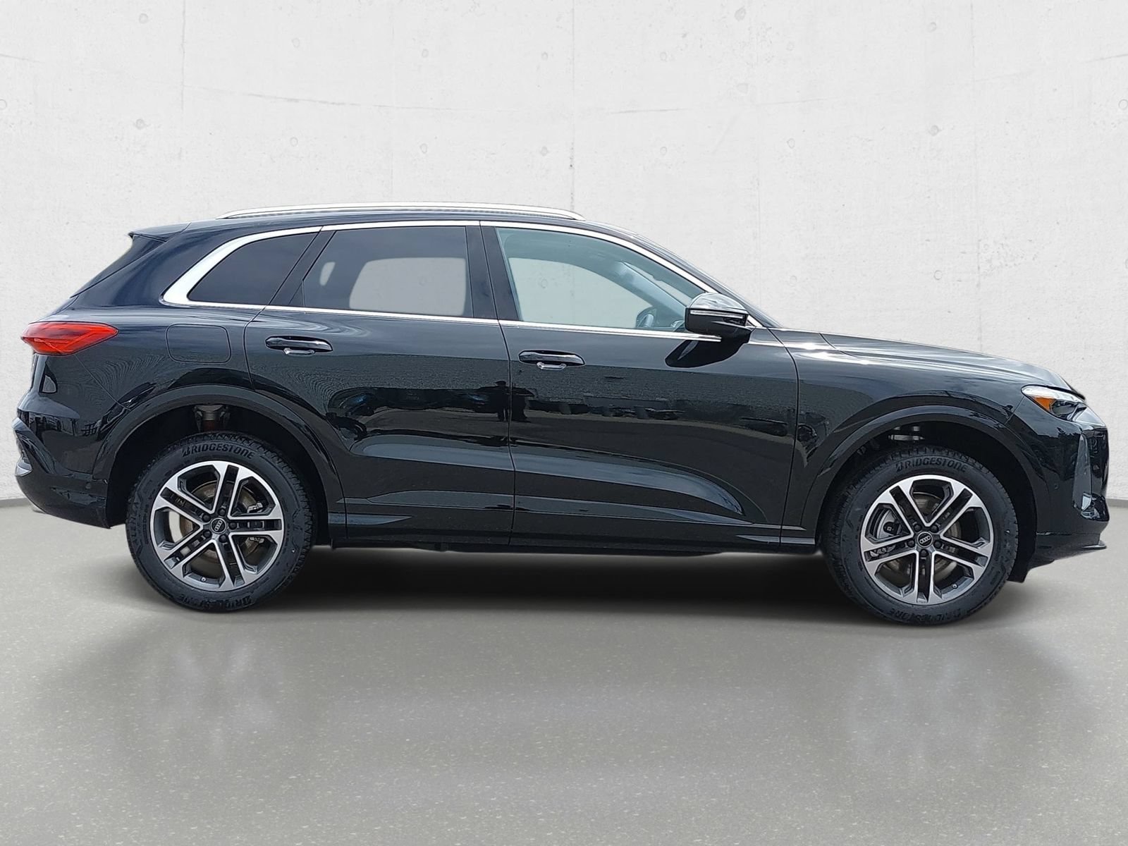 New 2026 Audi Q5 Premium Plus AWD/4WD image 4