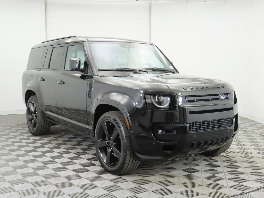 New 2026 Land Rover Defender 130 X-Dynamic SE image 3