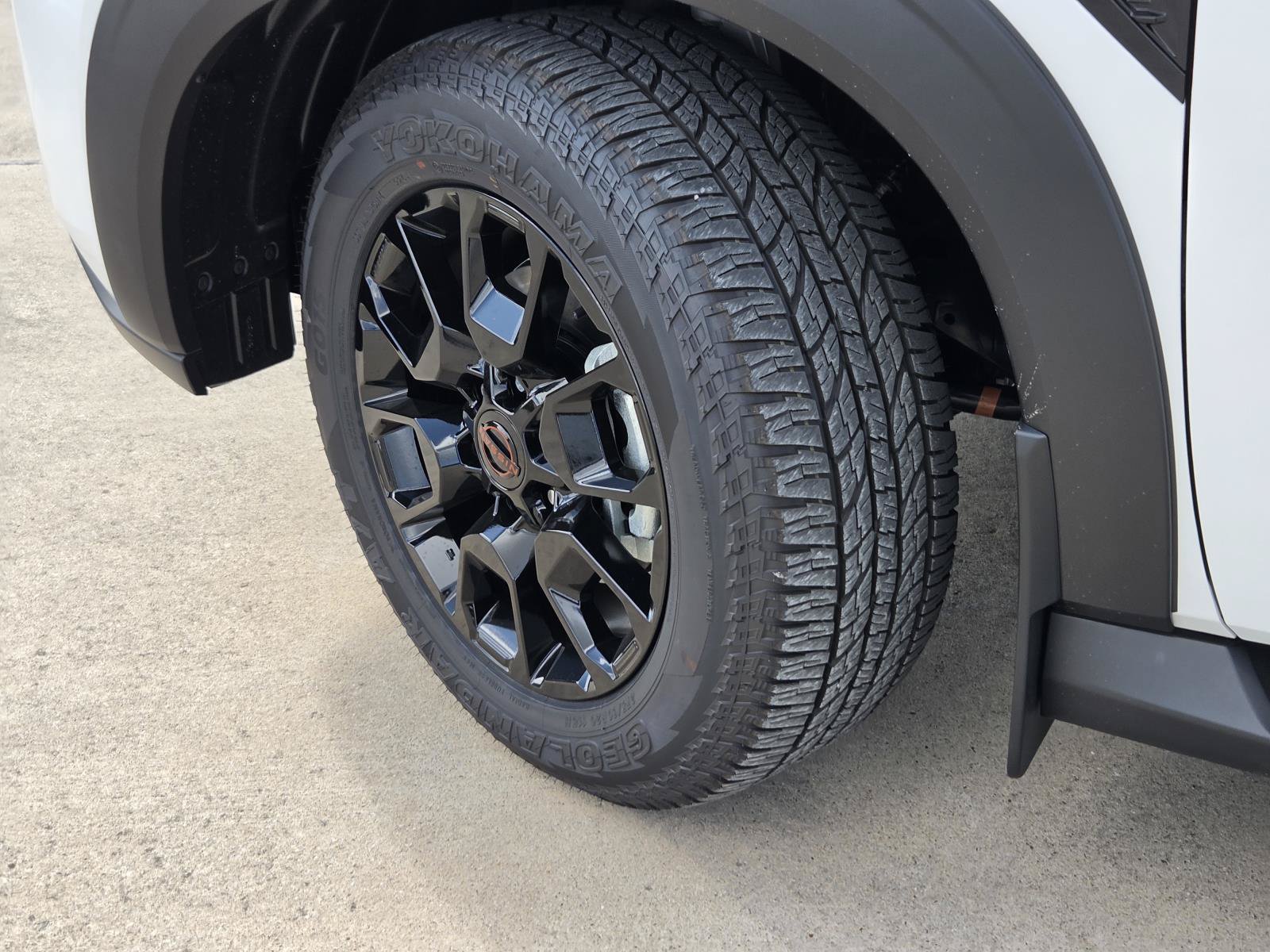New 2027 Nissan Armada PRO-4X AWD/4WD image 9