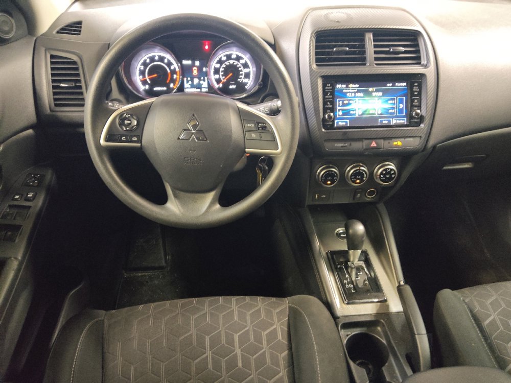 Used 2025 Mitsubishi Outlander Sport AWD image 22