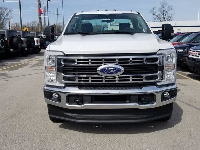New 2025 Ford F350 XL w/ XL Chrome Package image 7