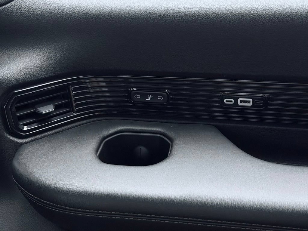 Used 2022 Jeep Grand Wagoneer Series I AWD/4WD image 30