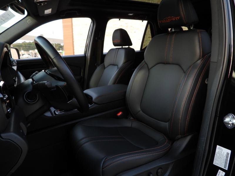 Used 2025 Honda Pilot TrailSport image 49