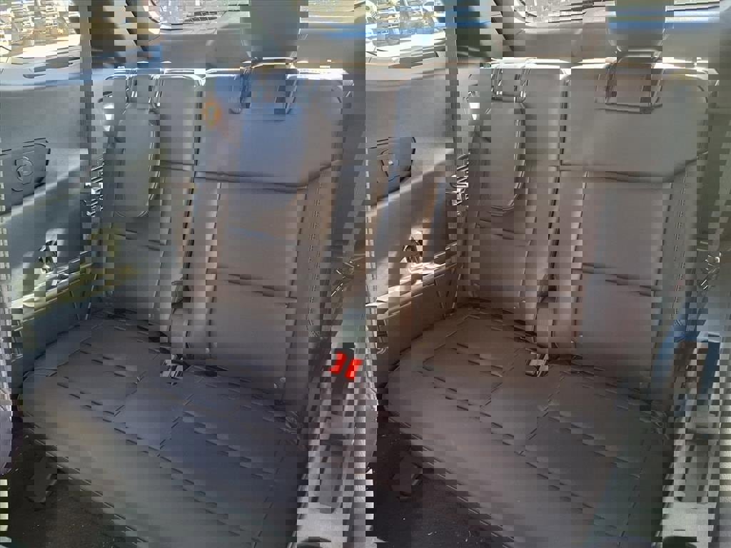 New 2026 Ford Explorer Platinum image 21