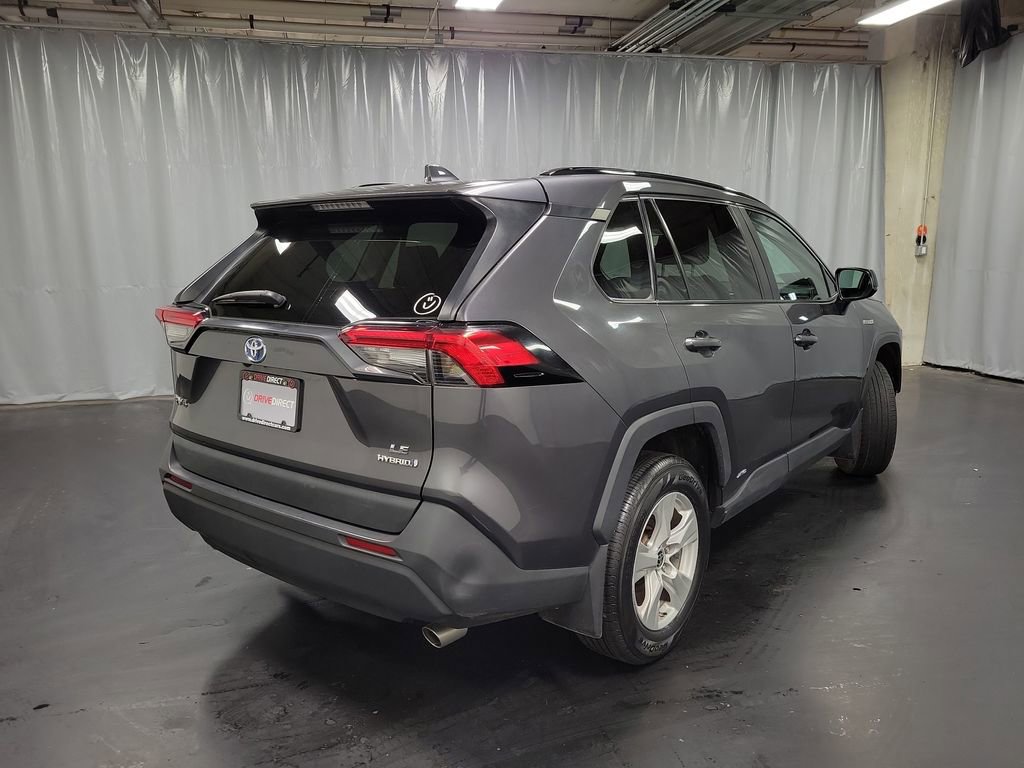 Used 2021 Toyota RAV4 LE AWD/4WD image 8