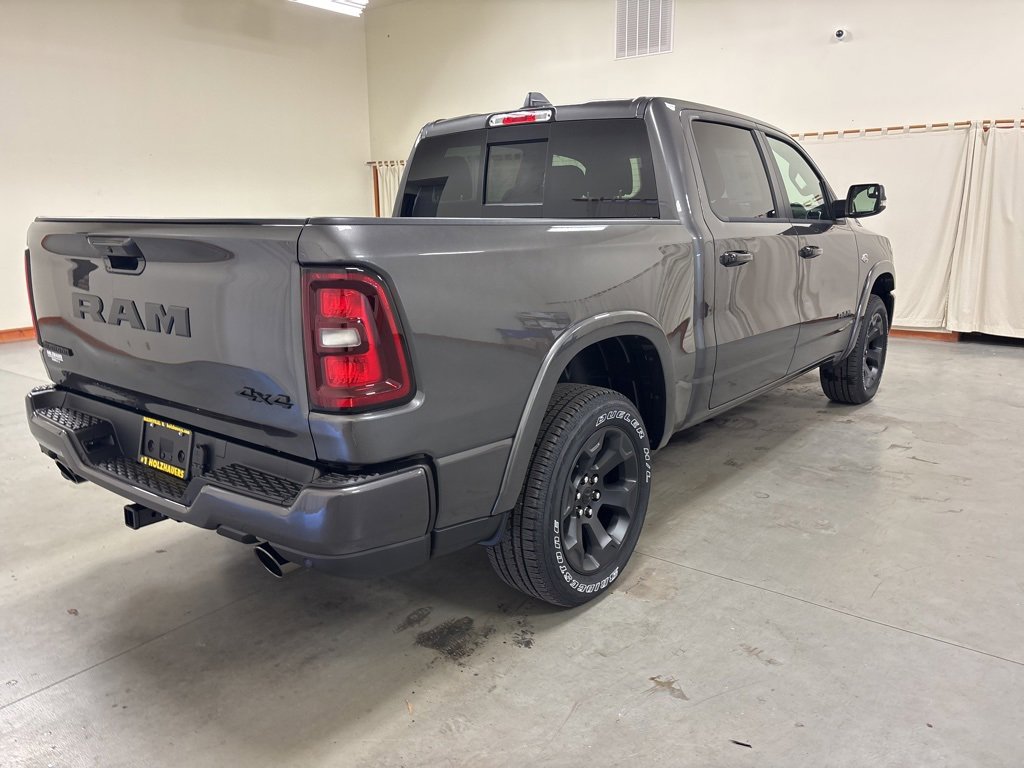 New 2026 RAM 1500 4x4 Crew Cab image 9