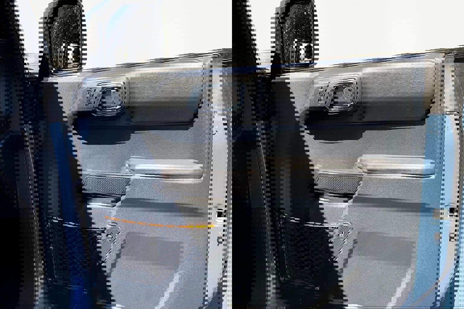 Used 2024 Ford Bronco Badlands image 28