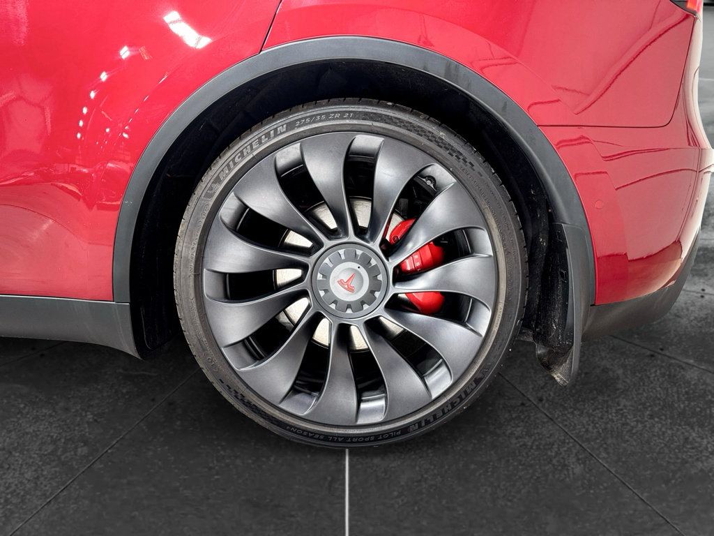 Used 2022 Tesla Model Y Performance AWD/4WD image 32