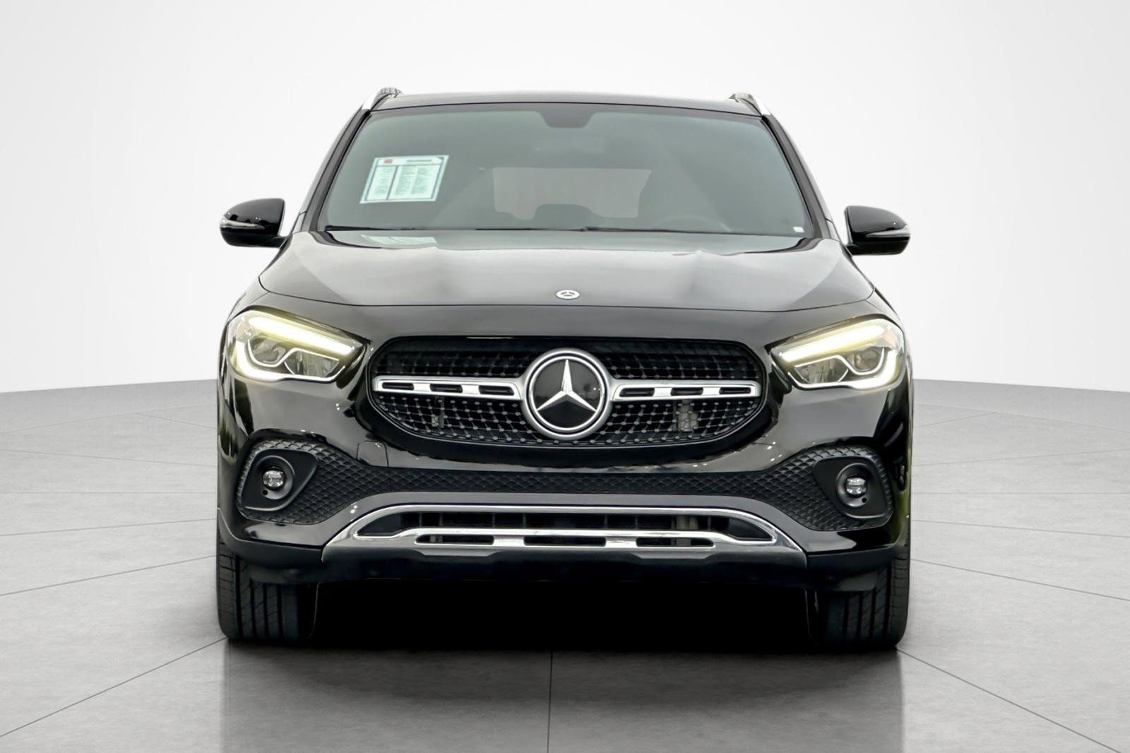 Used 2023 Mercedes-Benz GLA 250 4MATIC w/ Premium Package image 8