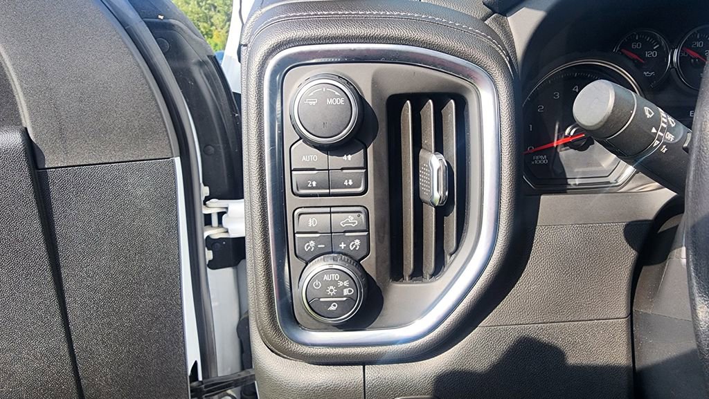 Used 2022 Chevrolet Silverado 2500 LTZ image 19