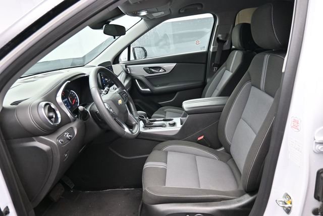 Used 2025 Chevrolet Blazer LT AWD/4WD image 14