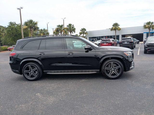 Used 2022 Mercedes-Benz GLS 450 4MATIC image 2