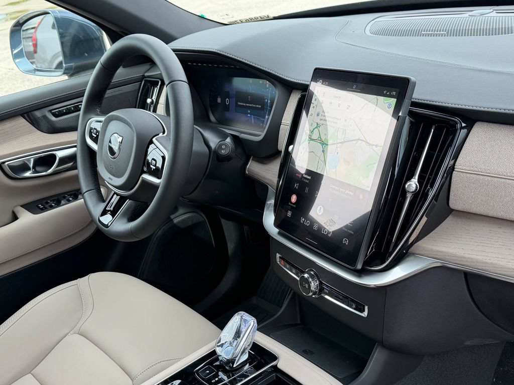 New 2026 Volvo XC90 B6 Plus w/ Protection Package Premier AWD/4WD image 7