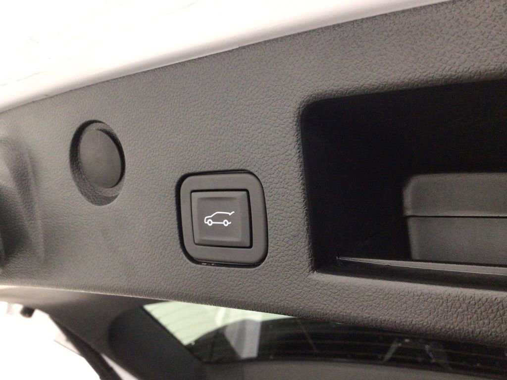 Used 2025 Chevrolet Equinox RS w/ Safety and Technology Package image 23