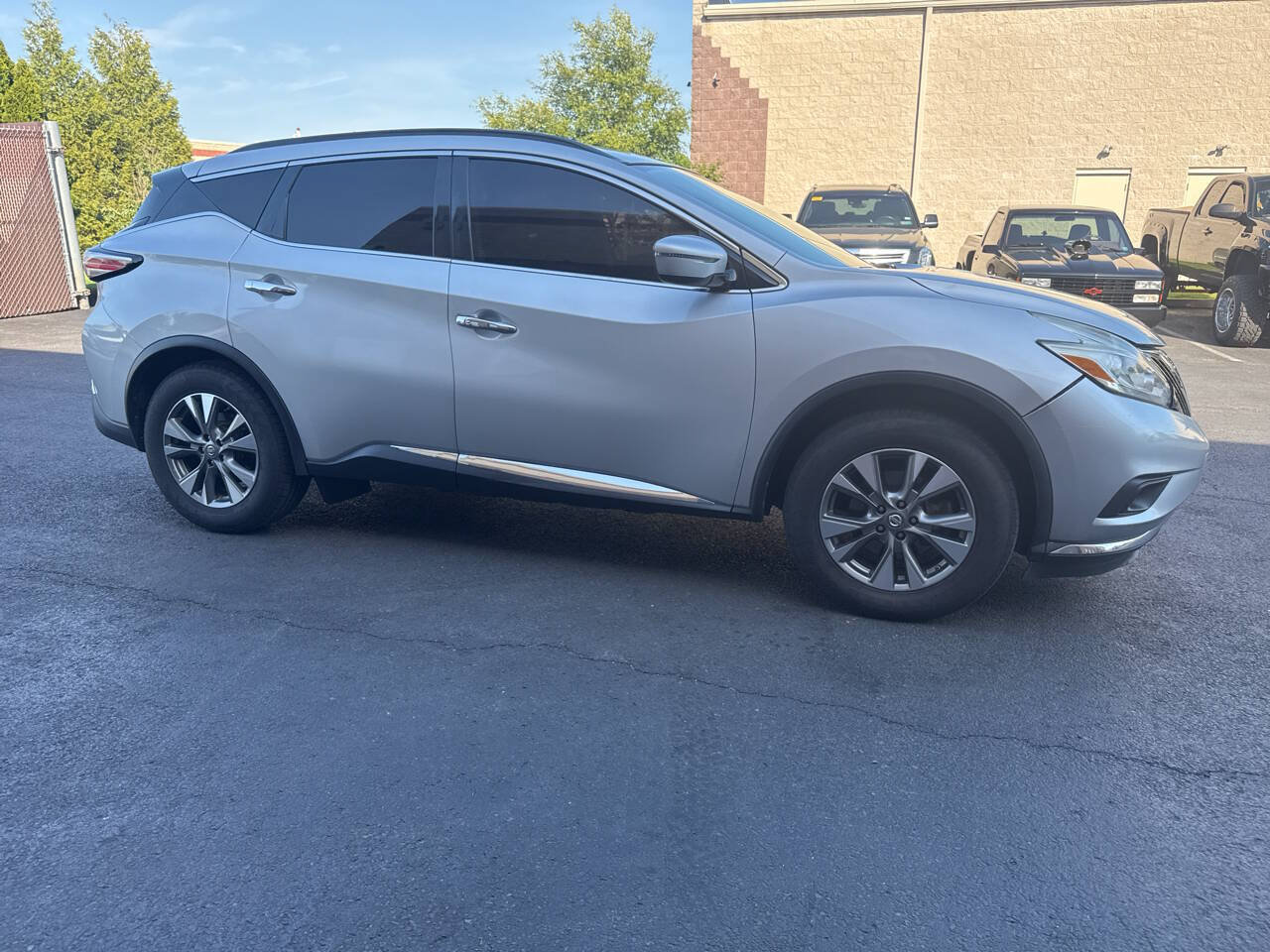 Used 2017 Nissan Murano SV AWD/4WD image 6