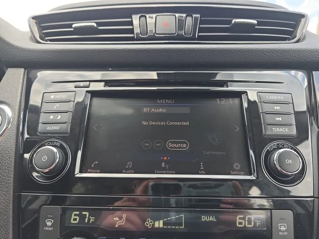 Used 2021 Nissan Rogue Sport SV FWD image 26