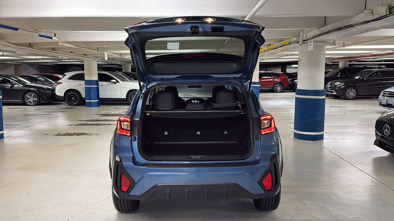 Used 2024 Subaru Crosstrek 2.0i Premium AWD/4WD image 7