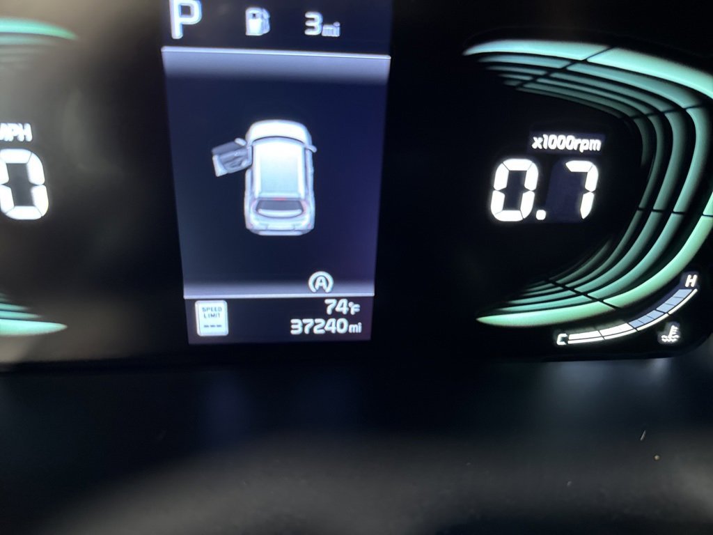 Used 2024 Kia Soul S image 37