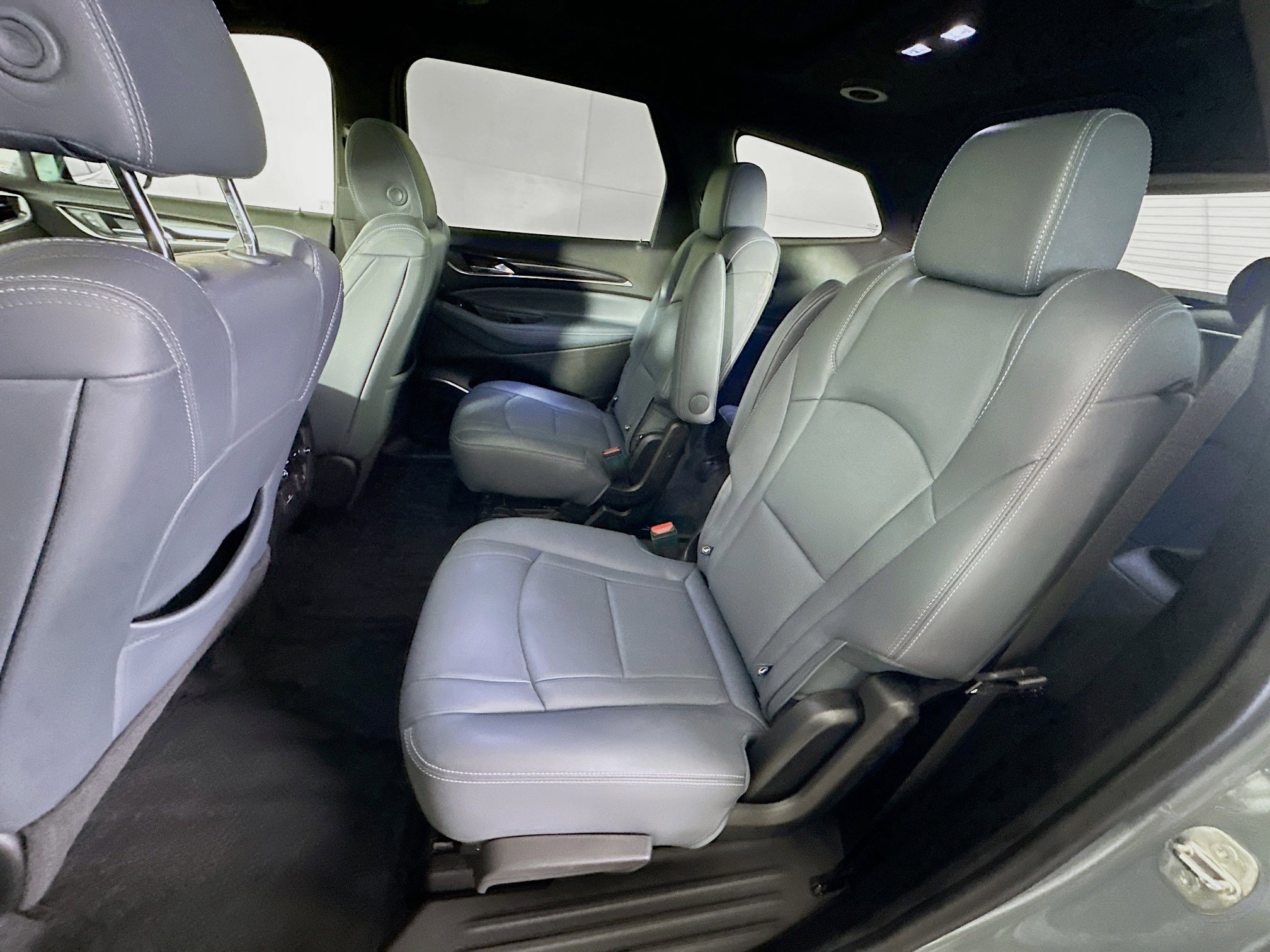 Used 2023 Buick Enclave Essence w/ Experience Buick Package image 29