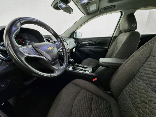 Used 2020 Chevrolet Equinox LT FWD image 19