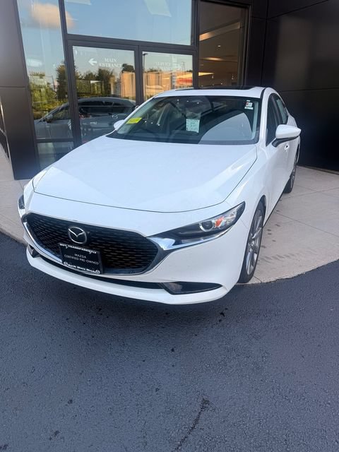 Used 2024 MAZDA MAZDA3 s FWD image 2