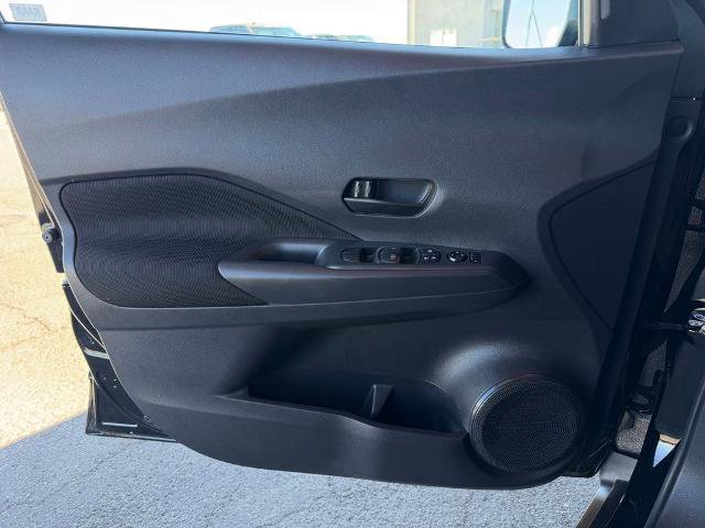 Certified 2025 Nissan Kicks Play S FWD image 18