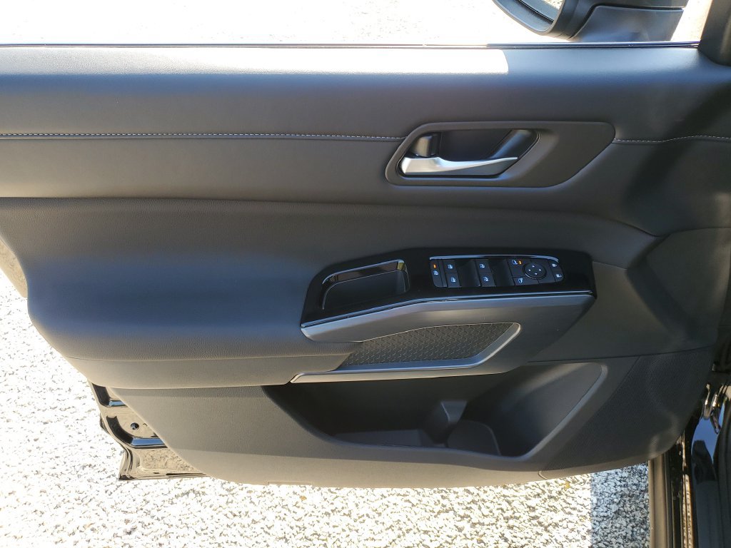 New 2026 Nissan Pathfinder SL FWD image 17