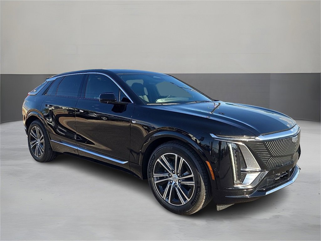 New 2025 Cadillac Lyriq Luxury image 6